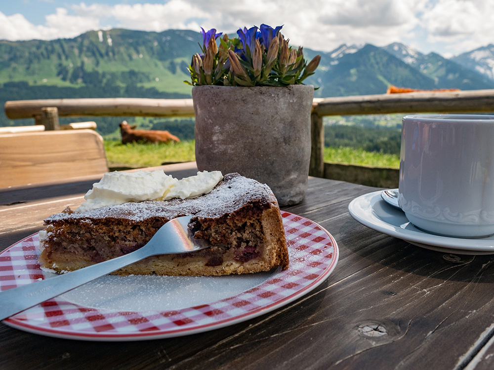 Frau Bergschön Oberallgäu Alpe Osterberg Wanderung Tipps Einkehren Essen